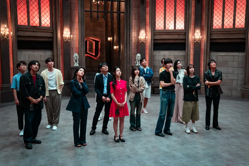 《魔鬼的計謀2:死亡密室》是一場為期7天6夜的生存遊戲,14位參賽者透過每日的主賽與監獄賽爭奪遊戲貨幣
