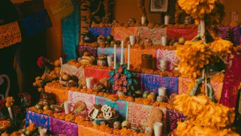 Día de los Muertos 2026: Dates, Meaning & Celebrations