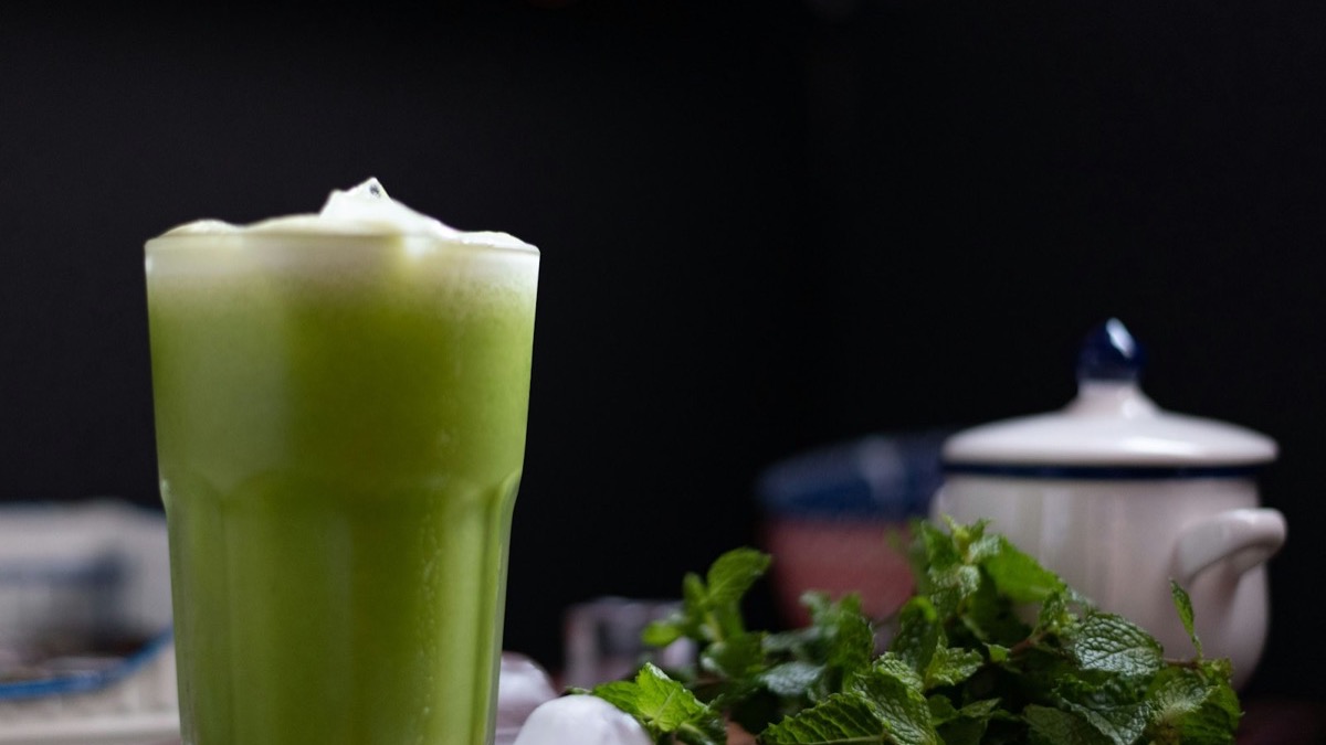 Can a Daily Drink Help Lower Your Cholesterol After Menopause?