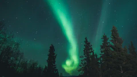 Northern Lights Forecast Canada: Where to See the Aurora Tonight, Best Time & Viewing Map