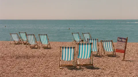 UK Bank Holiday Payment Changes: Who Gets Paid Early on 28 August 2026